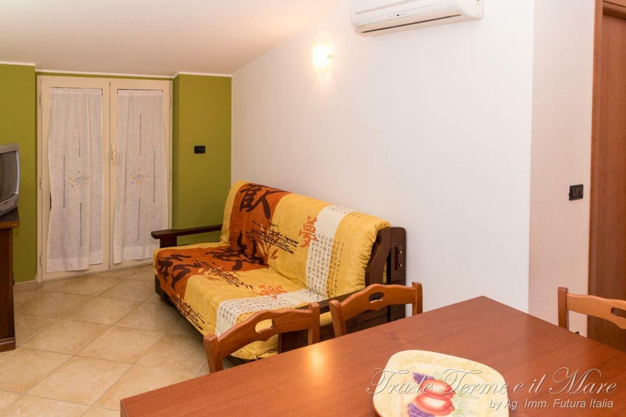 Apartamento Tra Le Terme E Il Mare Terme Vigliatore Exterior foto