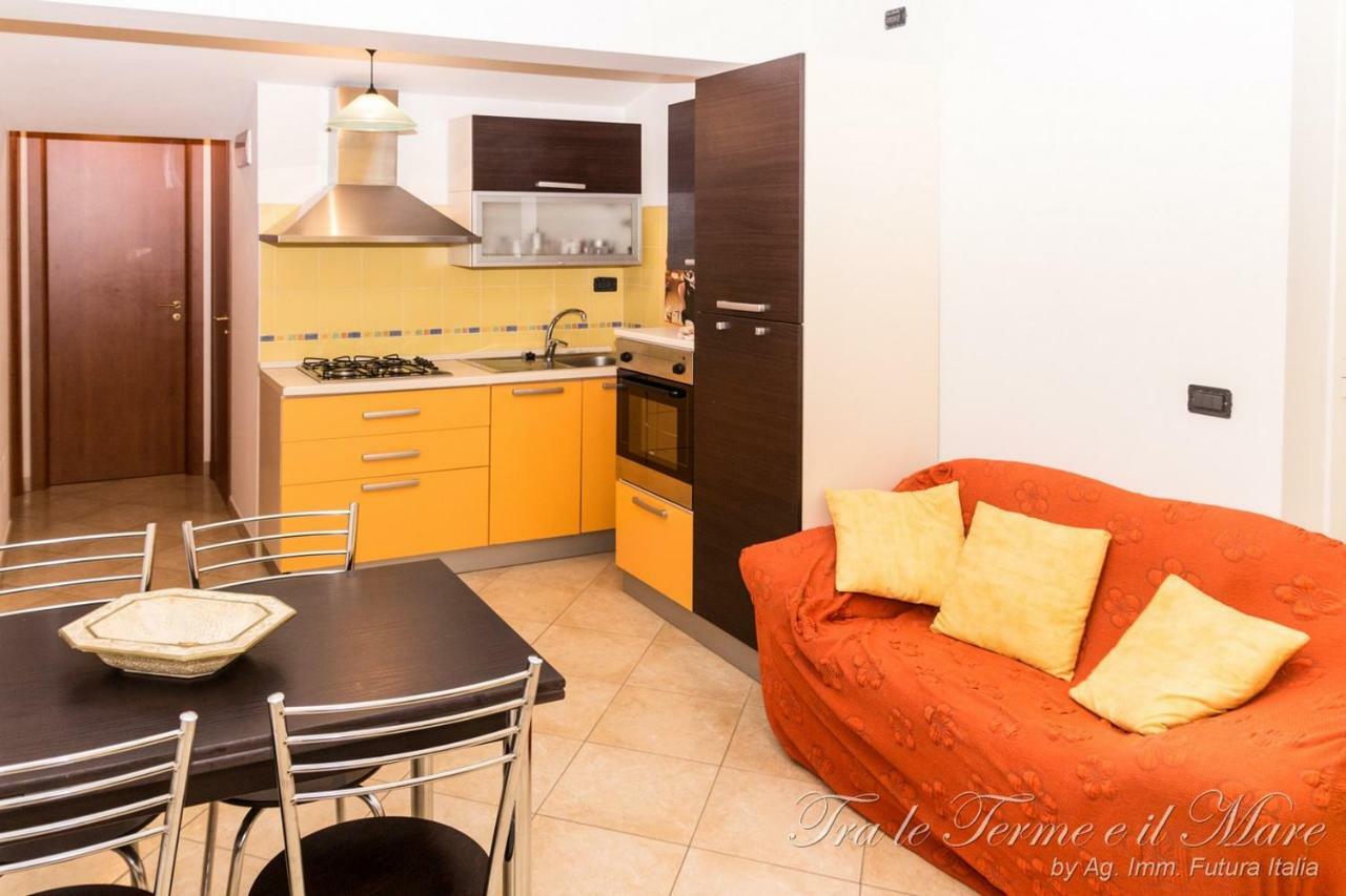 Apartamento Tra Le Terme E Il Mare Terme Vigliatore Exterior foto